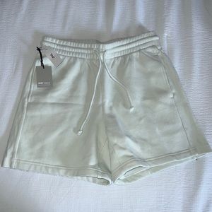 ARITZIA TNA Cozy BF sweatshorts